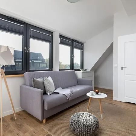 Kolo Brzegu By Renters Колобжег