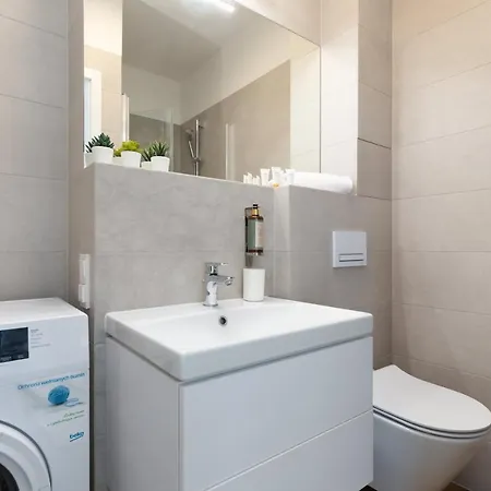 Kolo Brzegu By Renters 3* Колобжег