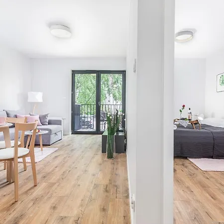 Kolo Brzegu By Renters Kolobrzeg