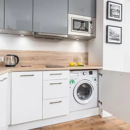 Kolo Brzegu By Renters Kolobrzeg