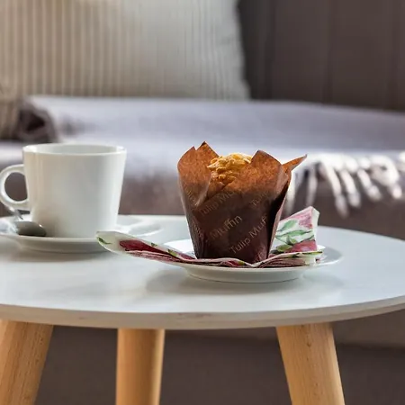 Kolo Brzegu By Renters Apart Otel