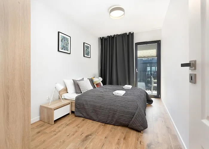 Kolo Brzegu By Renters Aparthotel 3*