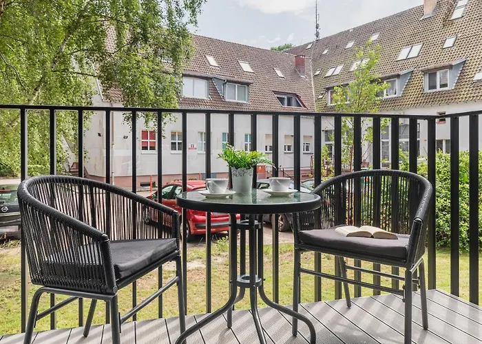 Kolo Brzegu By Renters Aparthotel 3*